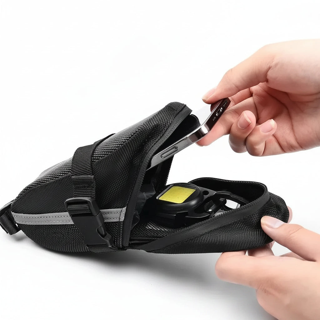 Fahrrad Satteltasche mit Quick Release – Wasserdichte Bike Tasche mit Rücklicht Halter | Rennrad & MTB Zubehör