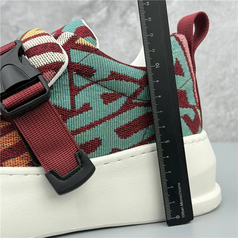 Designer Herren Sneaker Plateau – Modische Freizeit Schuhe mit Stickerei & Height Increase | Bequem & Stylisch