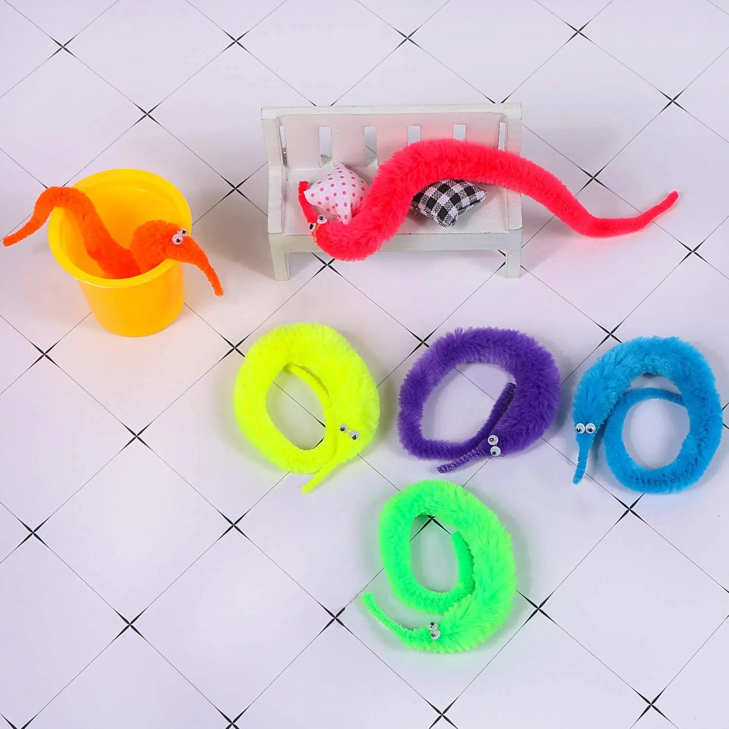 Twisty Worm Zaubertrick Set – Magischer Fuzzy Wurm Spielzeug Partygeschenke Kinder